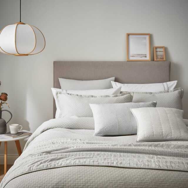 Murmur Hush Super Kingsize Duvet Cover, Cloud Grey - image 1