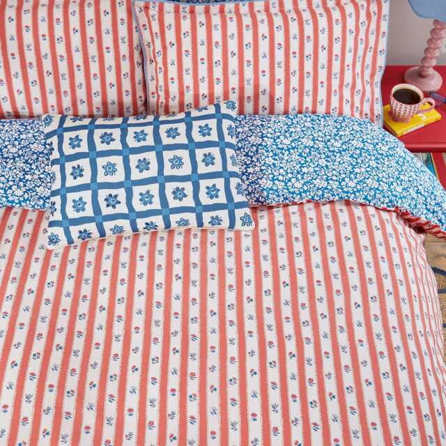 Land & Shore Quintin Stripe Kingsize Duvet Cover SET, Blue/Red - image 1