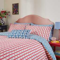 Land & Shore Quintin Stripe Kingsize Duvet Cover SET, Blue/Red - thumbnail 2