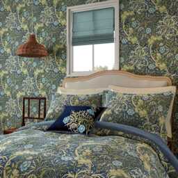 Morris & Co Seaweed Cushion 50cm x 50cm, Cobalt & Thyme - thumbnail 2