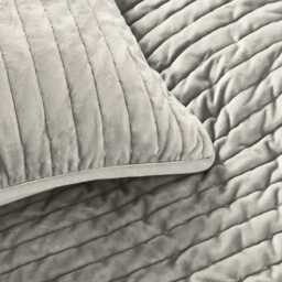 Murmur Flynn Quilted Throw, Grey - thumbnail 2