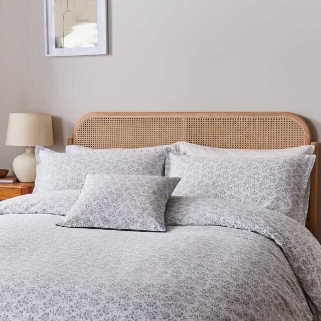 Murmur Mae Kingsize Duvet Cover SET, Cloud Grey - image 1