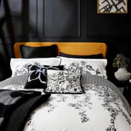 Ted Baker Elegance Floral Border Double Duvet Cover SET, Mono - thumbnail 1