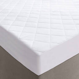 By Bedeck Quilted Mattress Protector Kingsize