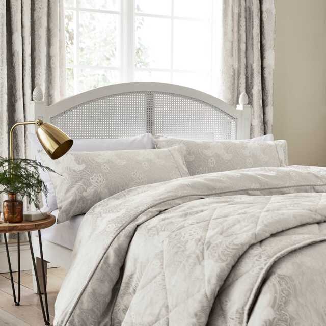 Sanderson Ashbee Single Duvet Cover Set, Cashmere - image 1