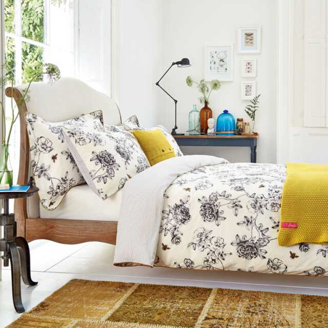 Joules Bedding, Imogen Kingsize Duvet Cover, Cream - image 1