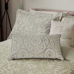 Bedeck of Belfast Atiya Cushion 70cm x 40cm, Linen - thumbnail 2