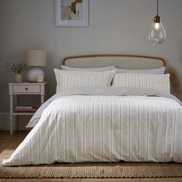 Murmur Linden Print Kingsize Duvet Cover SET, Mourne Green - image 1
