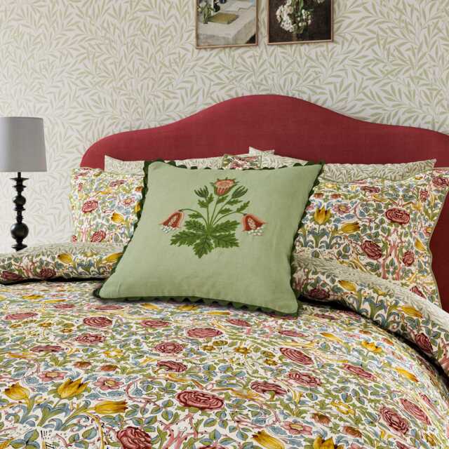 Morris & Co X Emery Walker Rose Single Duvet Cover Set, Bough's Green/Rose - image 1