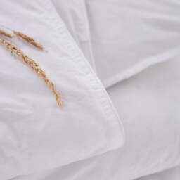 Murmur Premium Down Super Kingsize Duvet 10.5 Tog - thumbnail 2