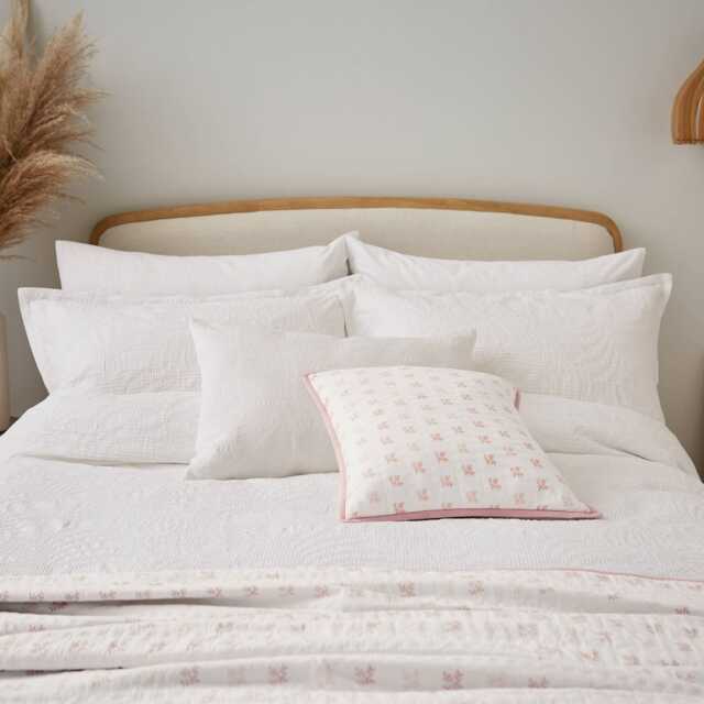 Murmur Iris Double Duvet Cover, White - image 1