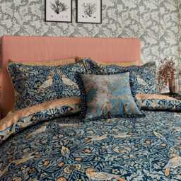 Morris & Co X Emery Walker Bird Single Duvet Cover Set, Webb's Blue - thumbnail 1