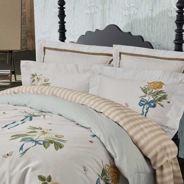 Sanderson Giles Deacon Cupids Beau Kingsize Duvet Cover Set, Quince & Chalk - image 1