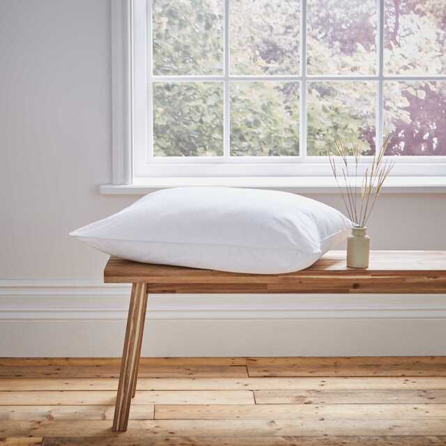 Murmur Premium Contour Standard Pillow - image 1