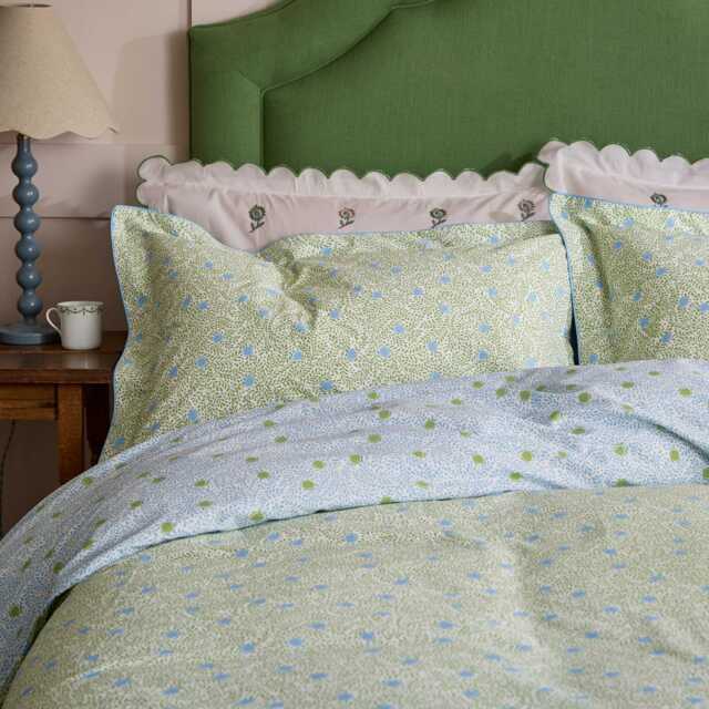 Joules Trailing Ditsy Kingsize Duvet Cover SET, Green - image 1