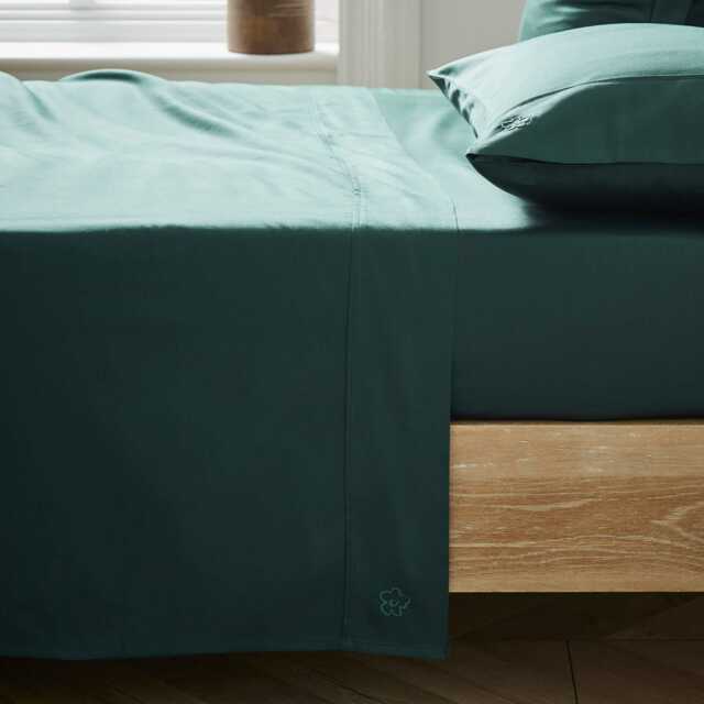 Ted Baker 250 Thread Count Plain Dye Kingsize Flat Sheet, Forest