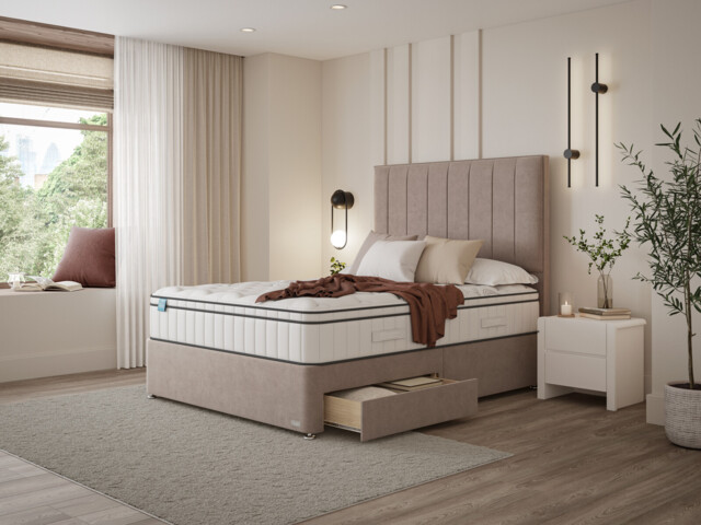 iGel NanoTech 3000i Divan Bed Set on Glides - image 1