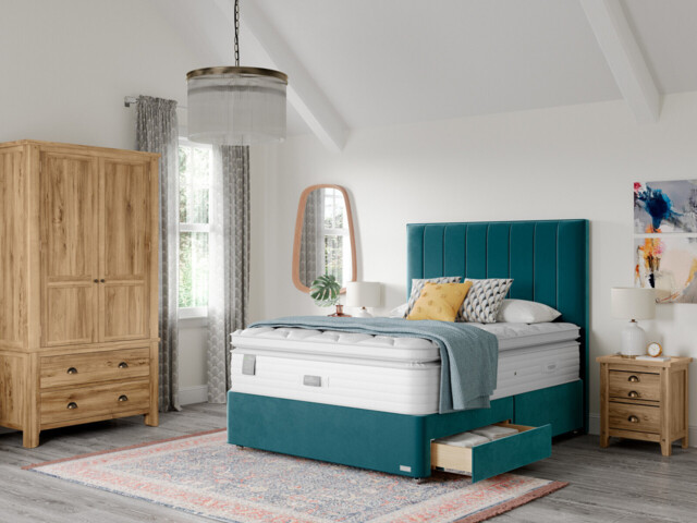 Staples & Co Revitalise Eco Latex Pocket 3800 Divan Bed Set - image 1