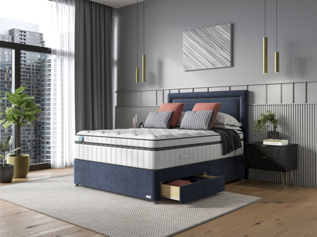 iGel NanoTech 6000i Plushtop Divan Bed Set on Castors - image 1