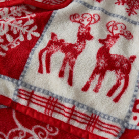 Christmas Winter Patchwork Throw, Red and White - thumbnail 3