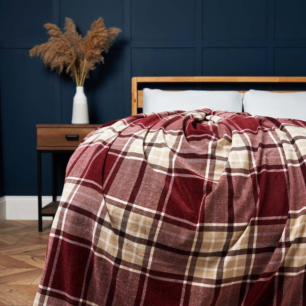 Luxury Warm Check Throw with Sherpa, Red - image 1