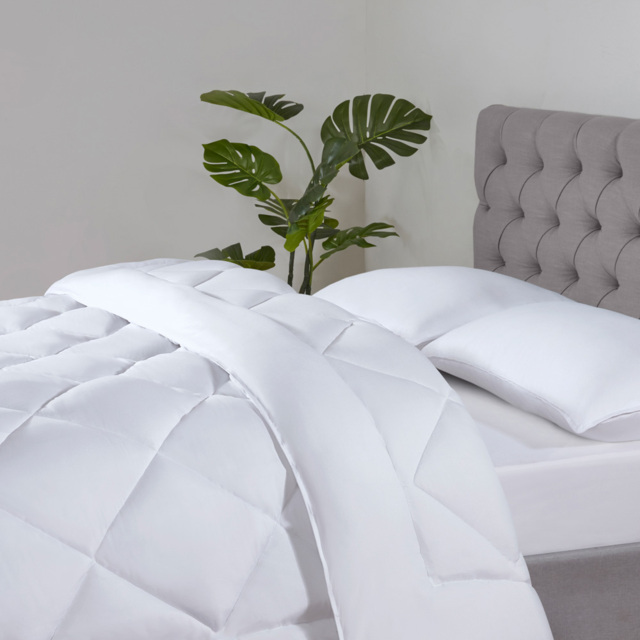 10.5 Tog Dreamy Nights Eco-Friendly Recycled Single Duvet, White - image 1