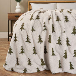 Christmas Trees Faux Fur Throw, Cream and Green