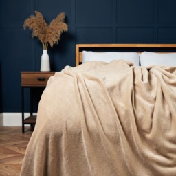 Jumbo Microfleece Throw, Latte - thumbnail 1
