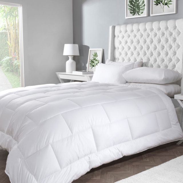 Bamboo Filled Super King 9 Tog Duvet, White - image 1