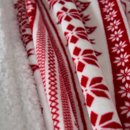 Christmas Fairisle Throw with Sherpa Back, Red - thumbnail 5