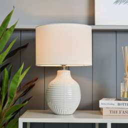 Gus Embossed Ceramic Table Lamp, White - thumbnail 3