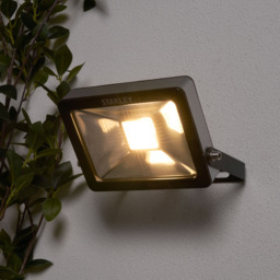 Stanley Zurich Outdoor 20 Watt LED Flood Light, Warm White, Black - thumbnail 3