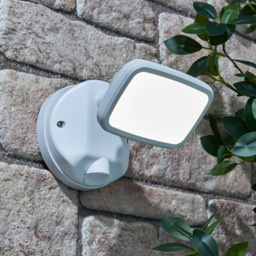 Wilson Single 10 Watt LED Outdoor Flood Light, White - thumbnail 3