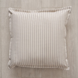 Martha Cushion, Natural - thumbnail 3