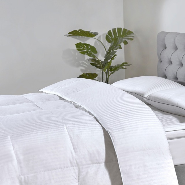 Hotel Collection 5 Star 10.5 Tog White Goose Down Duvet, Double - image 1