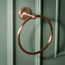 Milano Elizabeth - Traditional Towel Ring - Brushed Copper