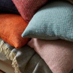 Tweedmill Textiles Pure New Wool Cushion - Beehive - Dusky Pink - 50cm x 50cm - thumbnail 2