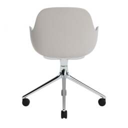 Normann Copenhagen Form Armchair Swivel - 4 Wheel - Warm Grey - Aluminium Legs Shell Colour: Warm Grey, Leg Colour: Aluminium - thumbnail 4