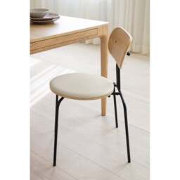 Umage Curious Dining Chair - Oak - Black Legs - White Sands Cushion Leg Colour: Black Legs, Colour: White Sands - thumbnail 6