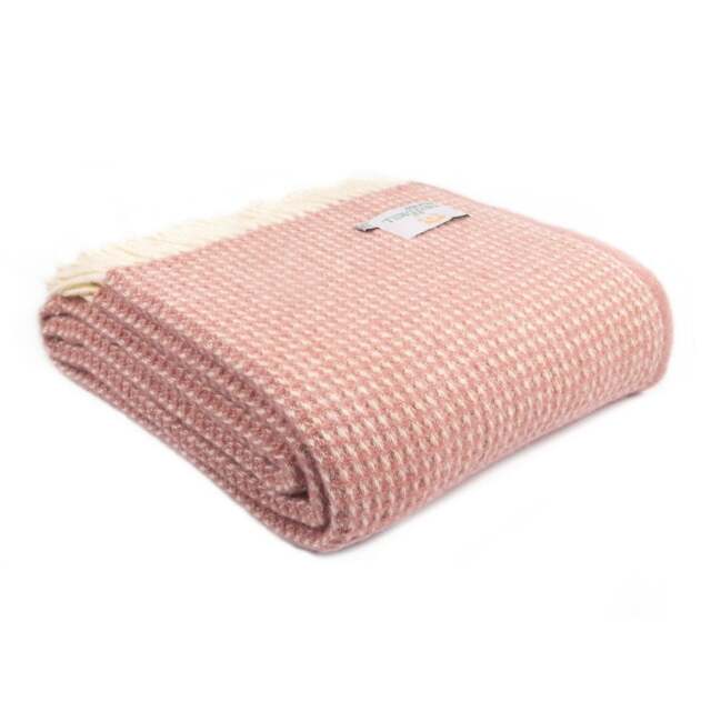 Tweedmill Textiles Extra Large Pure New Wool Waffle Throw - Dusky Pink - 240 x140cm - image 1