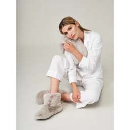 Helen Moore Luxury Faux Fur Long Wheat Pillow - Mist Cloud Colour: Mist Cloud - thumbnail 3