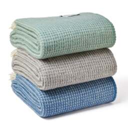 Tweedmill Textiles Extra Large Pure New Wool Waffle Throw - Sea Green - 240 x 140cm - thumbnail 5