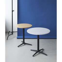 Normann Copenhagen Allez Round Cafe Table - 3 Leg - H75 O60 cm - Oak Tabletop Colour: Oak - thumbnail 2