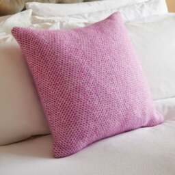 Tweedmill Textiles Pure New Wool Cushion - Beehive - Rosa - 50cm x 50cm - thumbnail 2
