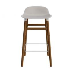 Normann Copenhagen Form Barstool - Wood - 65cm - Warm Grey - Walnut Legs Shell Colour: Warm Grey, Leg Colour: Walnut - thumbnail 2