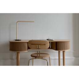 Umage Curious Dining Chair - Oak - Brass Legs - Sugar Brown Cushion Leg Colour: Brass Legs, Colour: Sugar Brown - thumbnail 3