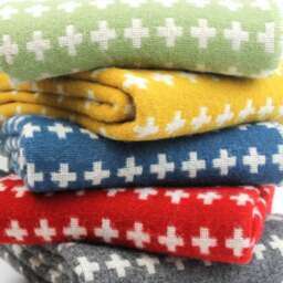 Tweedmill Textiles Pure New Wool Cross Throw - Charcoal Grey - 200 x 140 cm - thumbnail 2