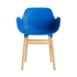 Normann Copenhagen Form Armchair - Bright Blue - Oak Legs Shell Colour: Bright Blue, Leg Colour: Oak - thumbnail 2