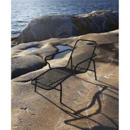 Normann Copenhagen Vig Outdoor Chaise Longue - Black Powder-coated Steel - thumbnail 3