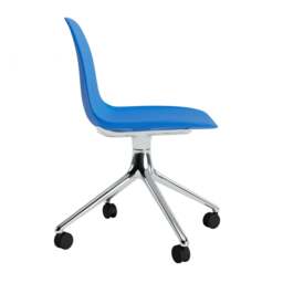 Normann Copenhagen Form Chair Swivel - 4 Wheel - Bright Blue - Aluminium Legs Shell Colour: Bright Blue, Leg Colour: Aluminium - thumbnail 3